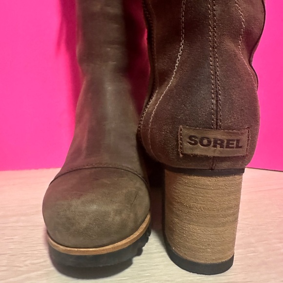 Sorel women dark brown leather heeled boots size 7.5 - Picture 4 of 8